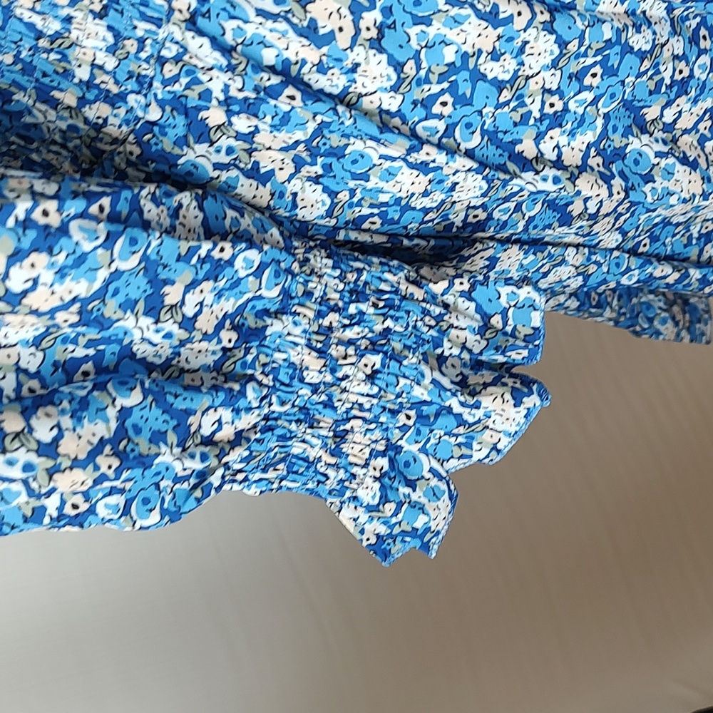 🔥HOST PICK 🔥NWT - Pastoral Ditsy Floral V Neck Half Sleeve Ruffles Skirt Dress - Picture 4 of 7